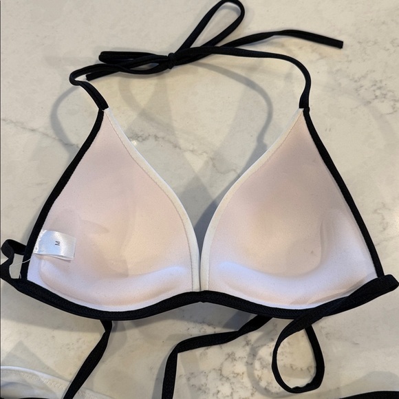 Snake bikini - Picture 3 of 3